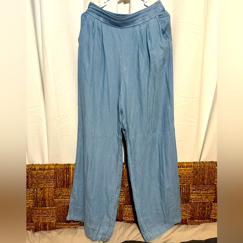 Palazzo pants